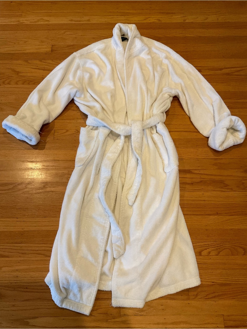 Towncraft White Plush Women's Robe with Belt and Pockets, 2xl